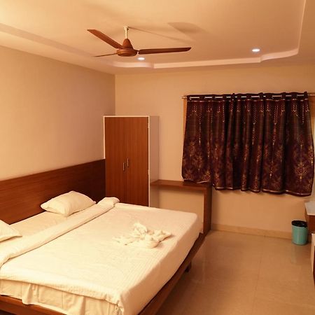 Swagath Residency Kākināda Buitenkant foto