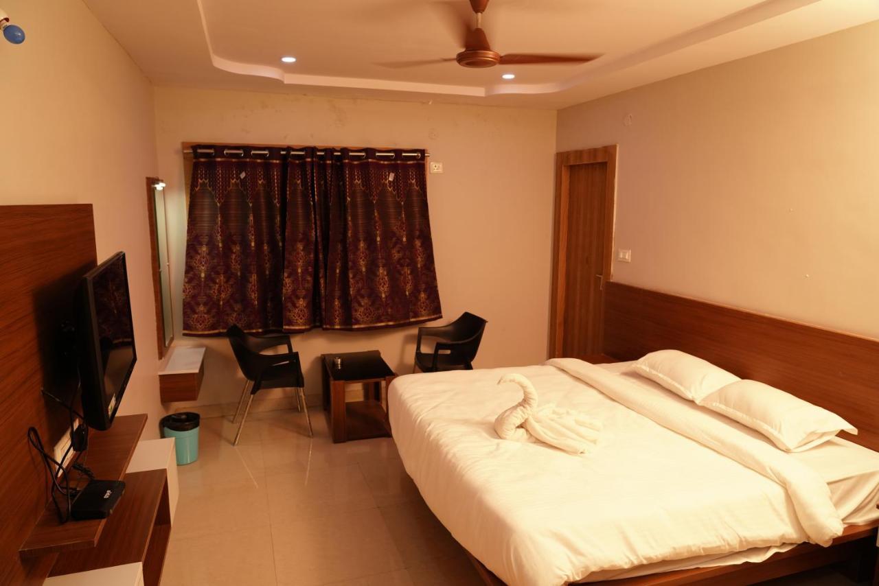 Swagath Residency Kākināda Buitenkant foto